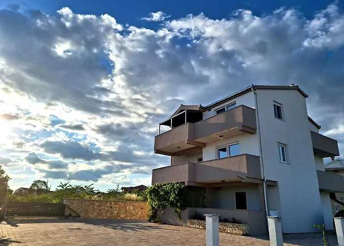 Apartment Dream Variant *