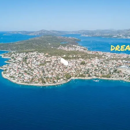 Апартаменты Dream Variant Трогир